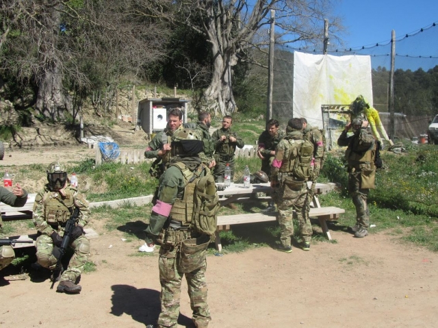 Reponiendose del combate.jpg